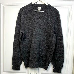 GAP Men’s Size Large Grey V Neck Sweater Shirt Top Casual Cotton Blend